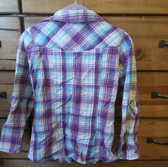 Button up - Picture 2 of 4